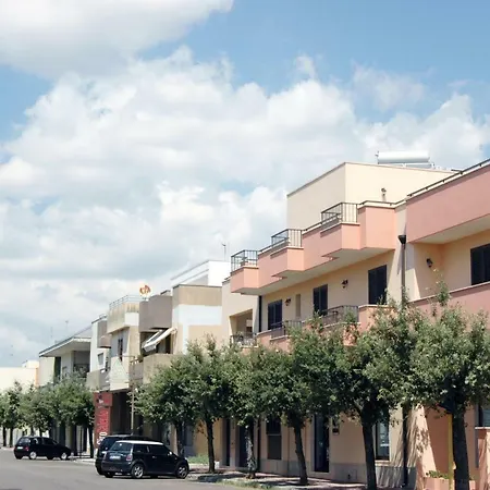 Vittoria Residence Affittacamere Apart Otel Galatina
