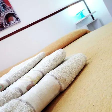 Vittoria Residence Affittacamere 3*